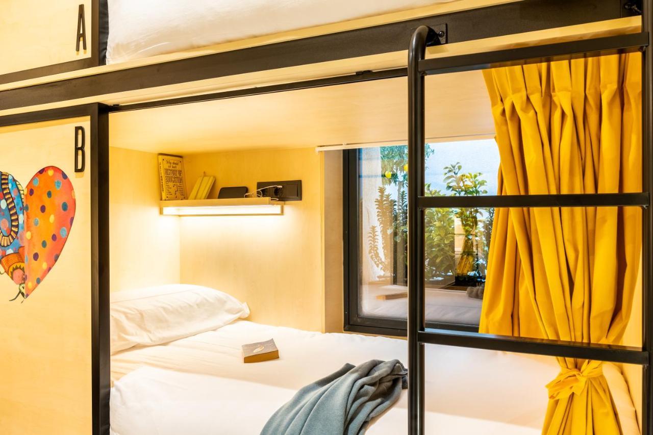 Petit Hostel Palacio Real Madrid Esterno foto