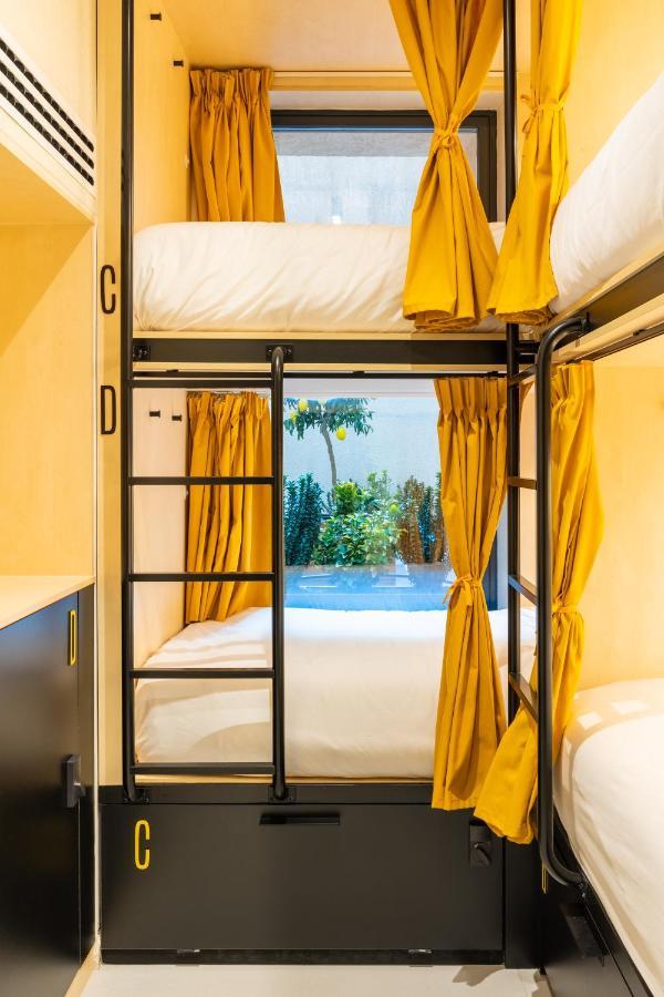 Petit Hostel Palacio Real Madrid Esterno foto